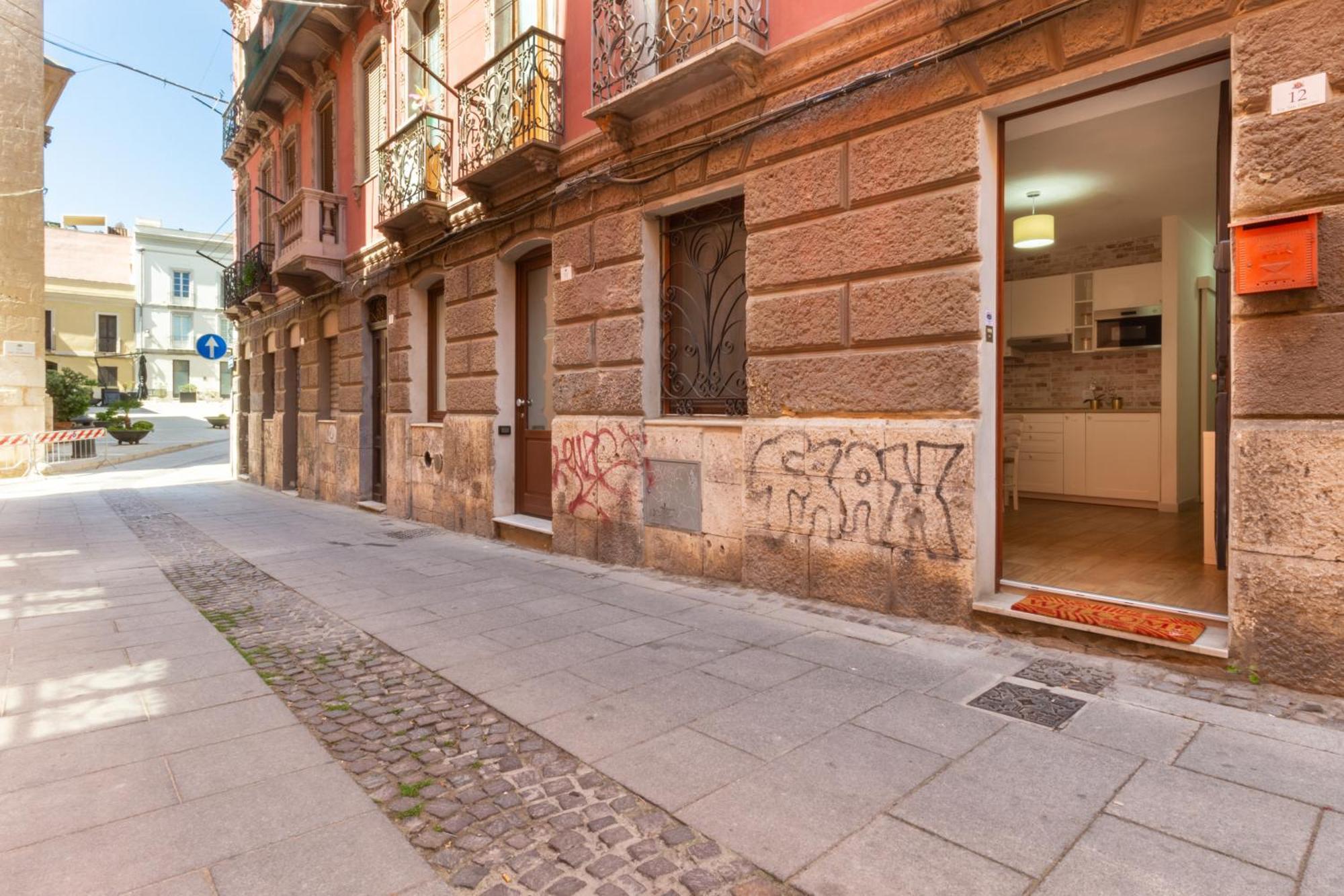 Villanova Apartment Cagliari Buitenkant foto